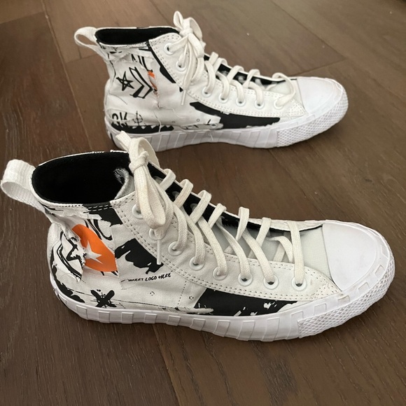 Converse Unisex UNT1TL3D Script Print White w/Blk Classic Hi-Tops sz M 7.5 W 9.5 - Picture 7 of 16